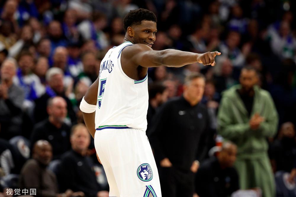 斯和安东尼 斯和安东尼