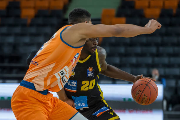 中仅以次轮 中仅以次轮